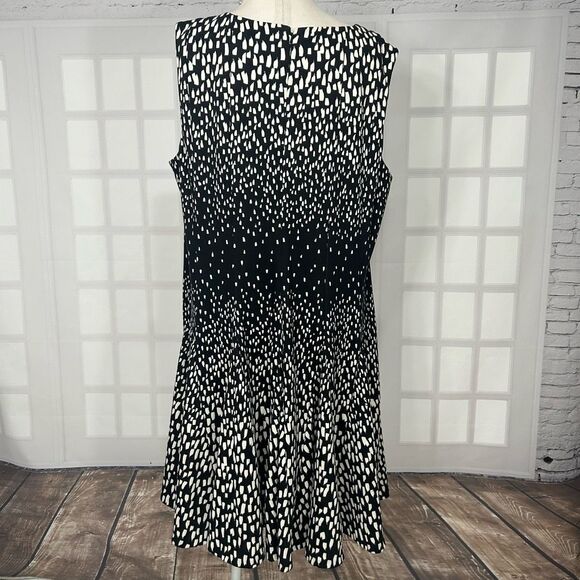 Eliza J Black and White Print Sheath Dress Size 18W - Picture 5 of 9